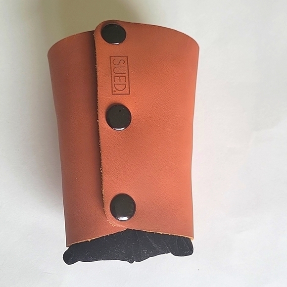 Handcrafted Statement Cuff Watch, 100% Leather +beaded basket for storage. - Picture 3 of 17